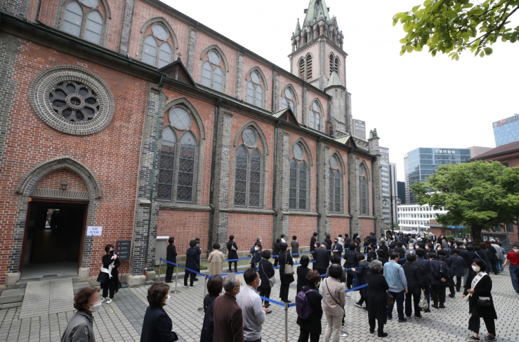 [From the Scene] Catholics mourn passing of Korea’s second cardinal