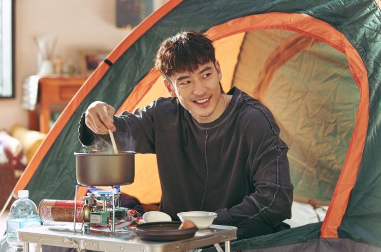 [Herald Interview] Lee Je-hoon on what is left behind after death