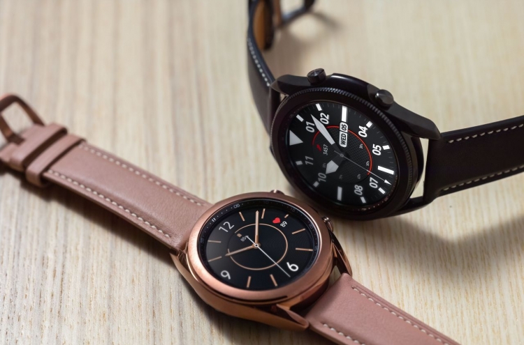 Samsung moves up to 2nd spot in wearables market in Q1: report