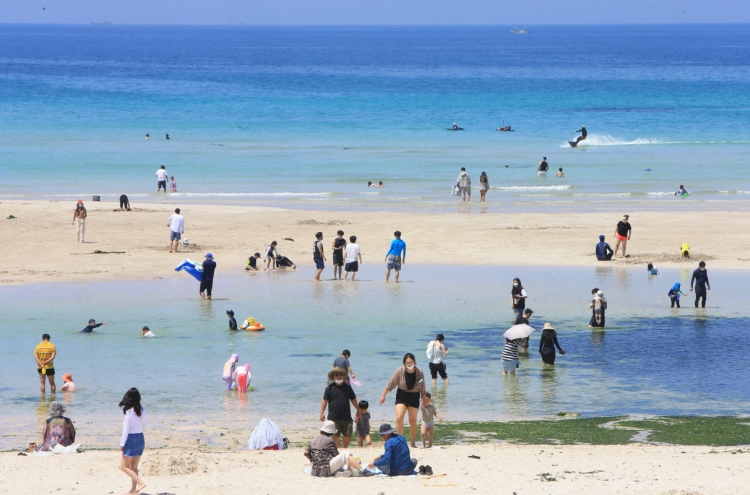 Jeju's tourist arrivals top 1 million in May amid spike in COVID-19 cases