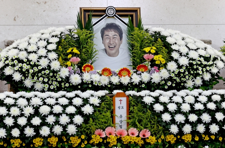 'Gone too soon': Tributes pour in for late World Cup hero Yoo Sang-chul