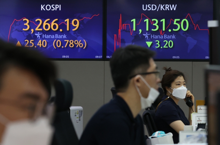 Seoul stocks open higher on US gains