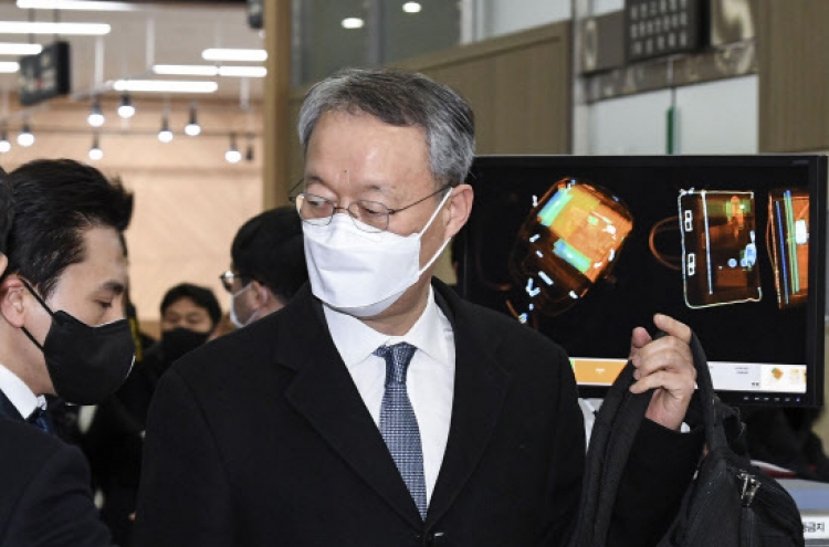 Ex-minister indicted over alleged abuse of power in reactor shutdown decision