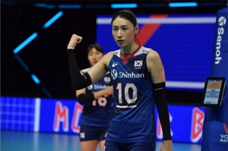 Volleyball star Kim Yeon-koung, teen swimmer Hwang Sun-woo named S. Korean flag-bearers at Tokyo Olympics