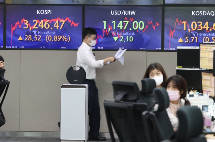 Seoul stocks snap 3-day losing streak on bargain hunting, recovery hopes