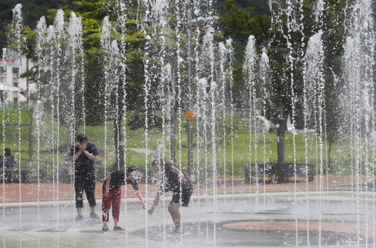 Scorching heat wave blankets South Korea