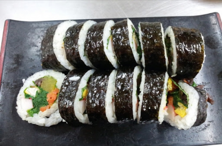 Food poisoning victims sue 'gimbap' franchise