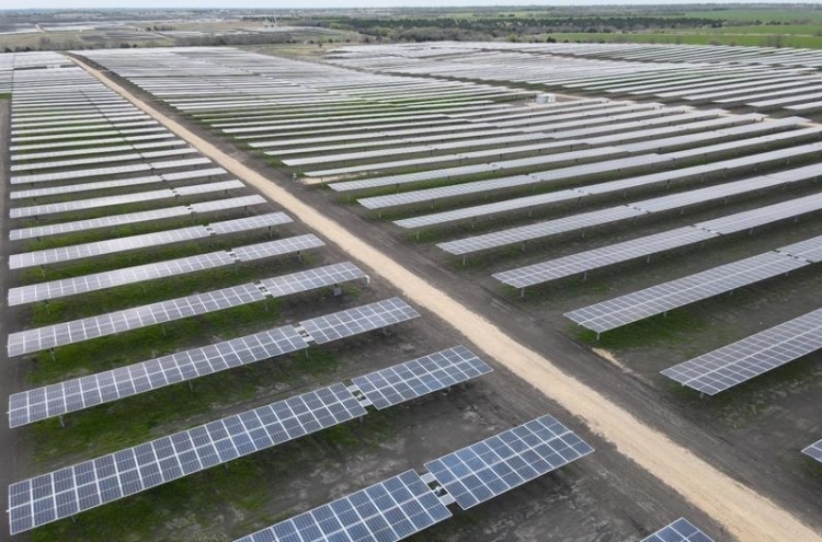 Hanwha Q Cells' solar power plant in Texas comes online