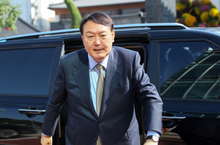 Prosecutors said to confirm involvement of prosecutor in political meddling scandal