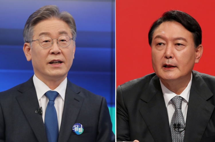 Police offer prime minister-level protection to Lee and Yoon