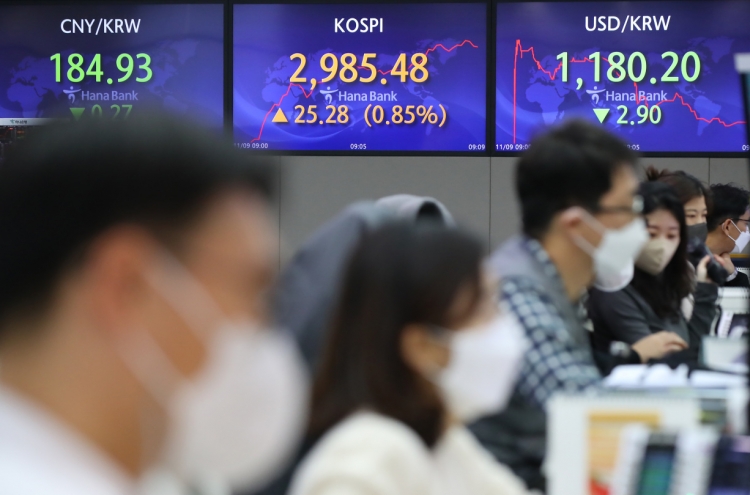 Seoul stocks open lower on profit-taking