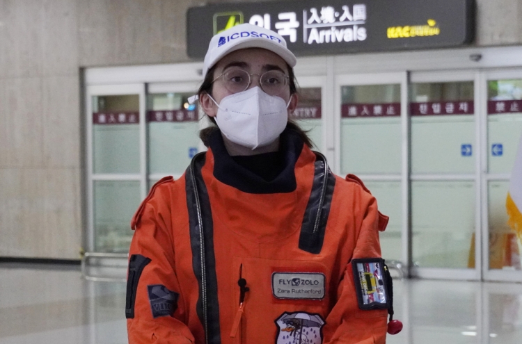 Teen pilot Rutherford lands in S. Korea in bid for record flight