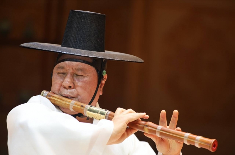 [Visual History of Korea] Daegeum: Korean bamboo flute hits all the right notes