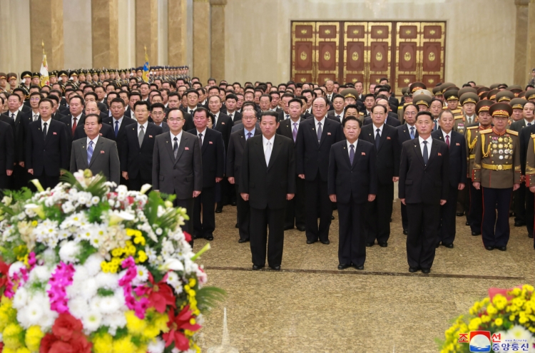 NK leader visits mausoleum of grandfather, father to mark new year