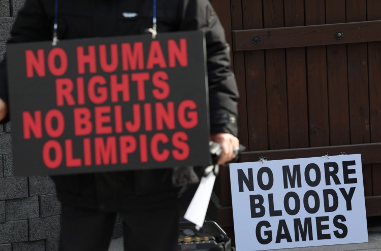 Olympic-sparked anti-Chinese sentiment rises as political issue