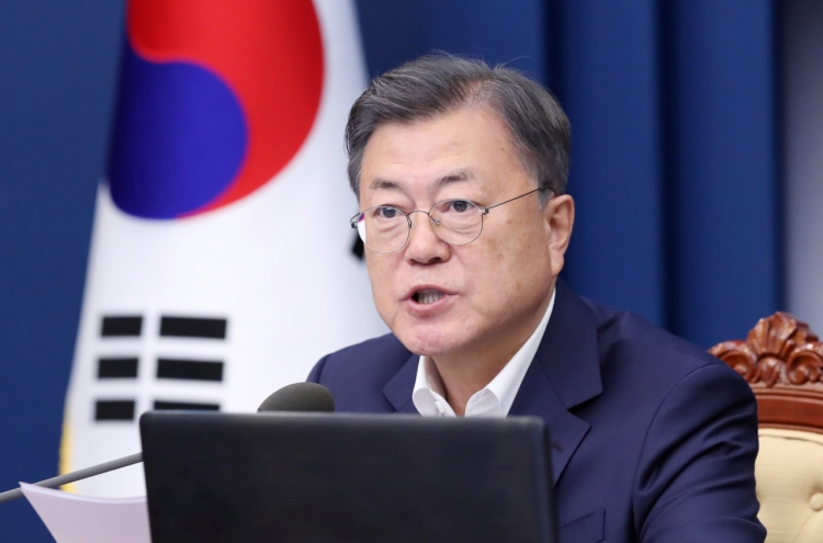 Moon calls for finding truth behind 2014 Sewol ferry sinking
