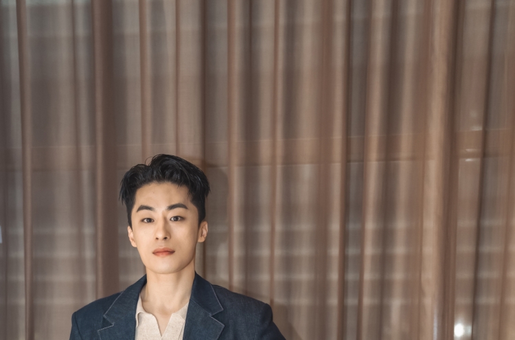 [Herald Interview] ‘D.P.’ star Koo Kyo-hwan wishes to live up to his name as go-to actor