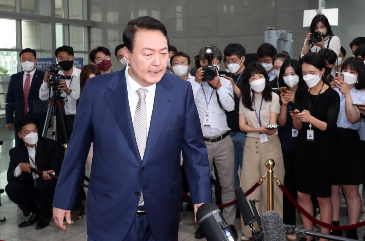 Controversies cut short Yoon administration ‘honeymoon’