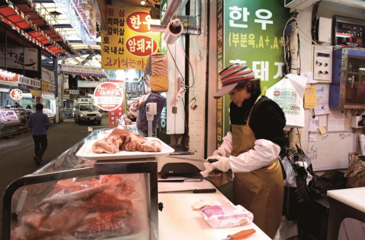 [Subway Stories] Love and hate for Seoul’s largest meat market in Majang Station