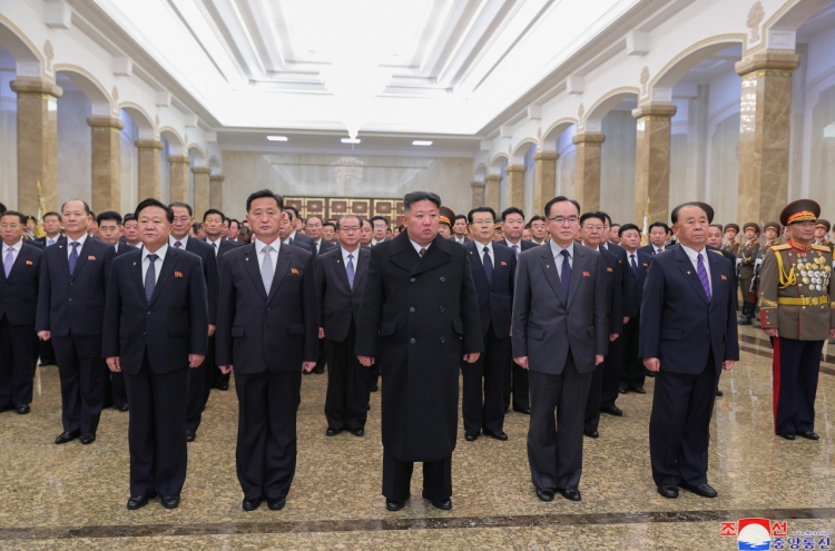 N. Korean leader visits late father's mausoleum