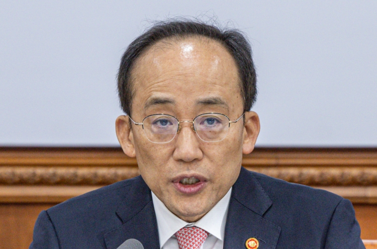 Finance minister urges close attention to China's reopening