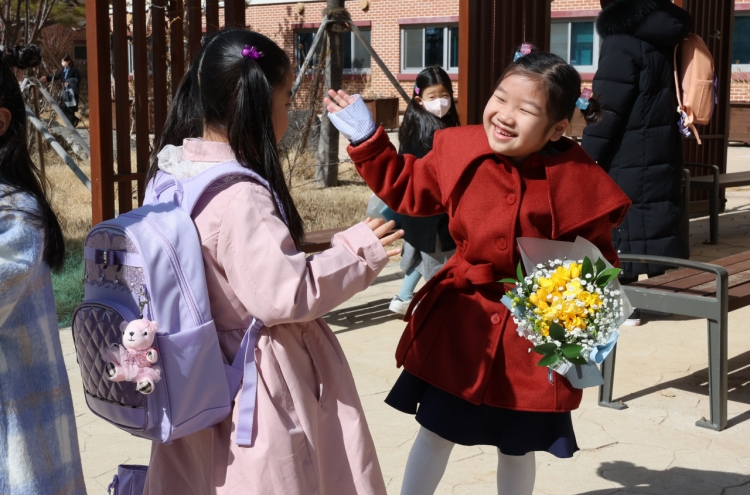 ‘No more masks!’ Classrooms return to normal after 3 years