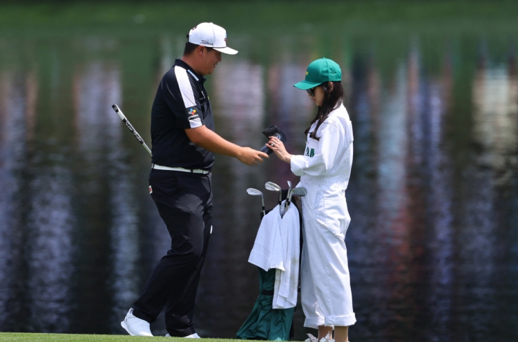 To avoid Masters curse, S. Korean Im Sung-jae takes leisurely stroll at Par 3 Contest