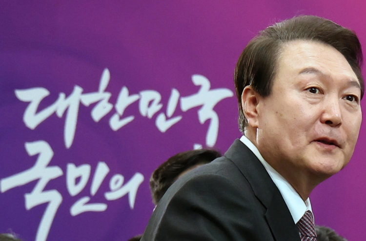 Yoon reshuffles senior security officials ahead of US summit