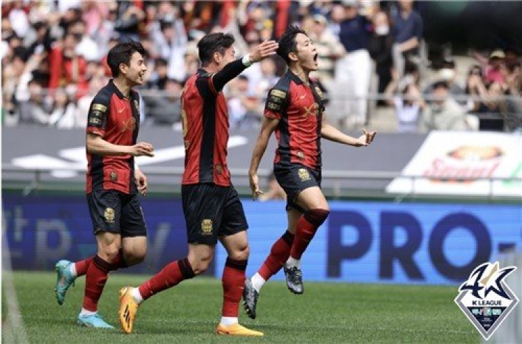 Derby win pushes FC Seoul to 2nd place in K League; Ulsan grab point thanks to late goal