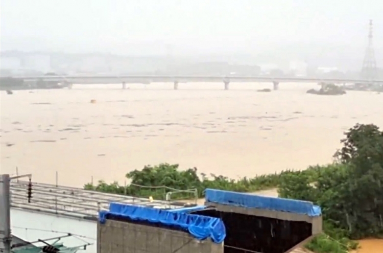 In photos: Deadly tunnel flooding, as it happened