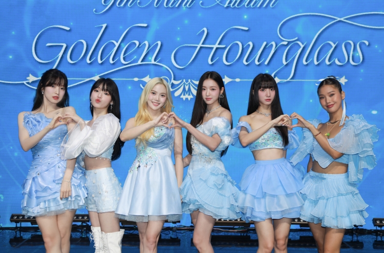 Oh My Girl to make this summer its golden time