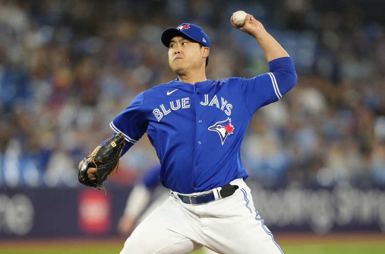 Blue Jays' Ryu Hyun-jin charged with loss in return from injury