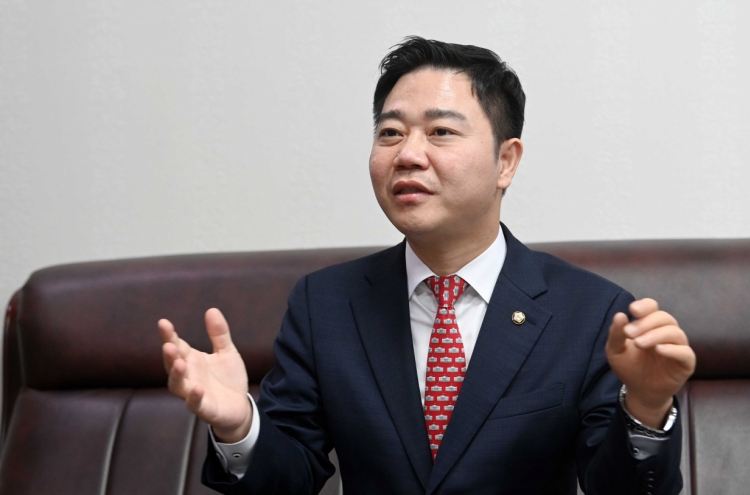 At Prague summit, Rep. Ji Seong-ho urges Beijing to stop repatriating North Korean defectors