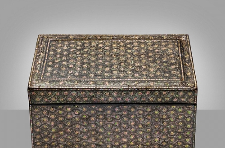 Rare mother-of-pearl box presumed from Goryeo returns from Japan