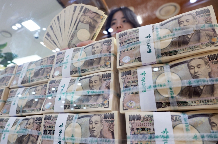 Foreign reserves down for 2nd month in September on strong dollar, stabilization measures