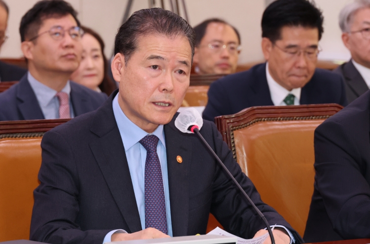 S. Korea keeping close tabs on reported repatriation of N.K. defectors from China: minister