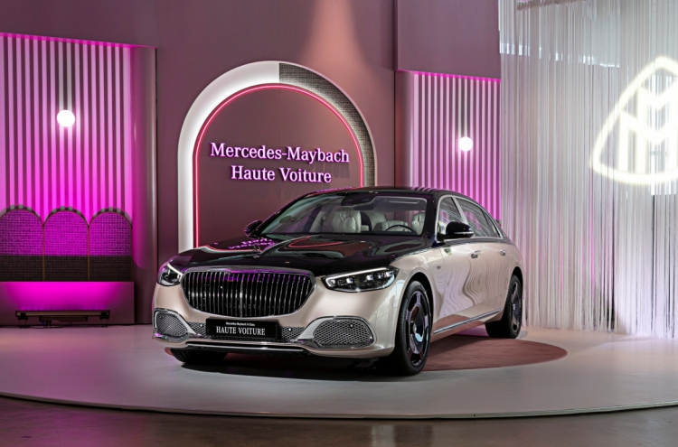 [Photo News] Mercedes meets Haute couture