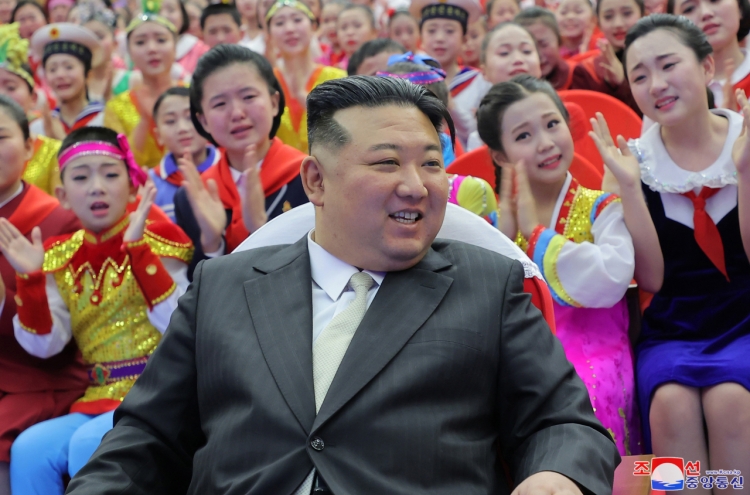 North Korea makes no mention of leader's 40th birthday