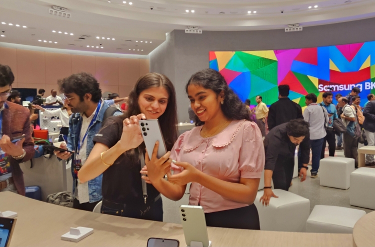 [Photo News] First Samsung experience store in India