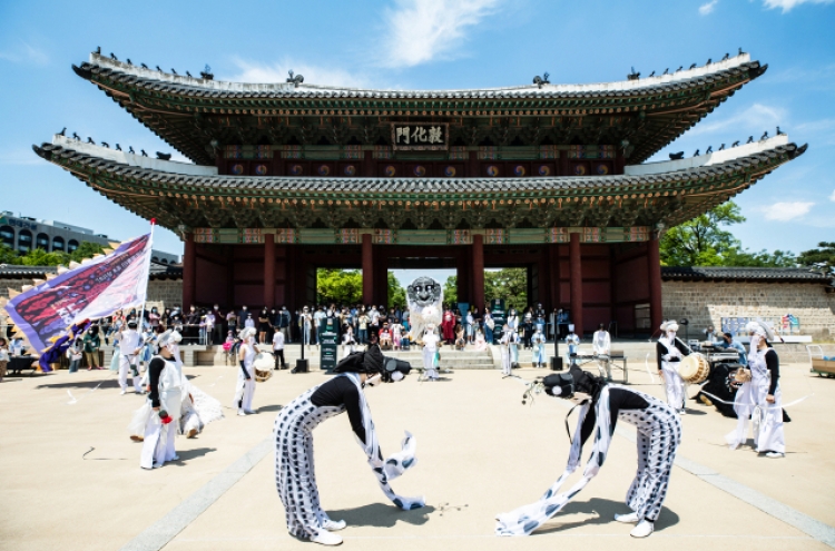 Visits to historic sites double during Lunar New Year holiday