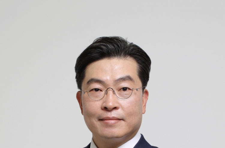 Ex-ministry official to join Hyundai’s global policy team