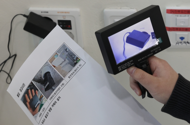 Police uncover spycams at 40 polling, ballot counting locations