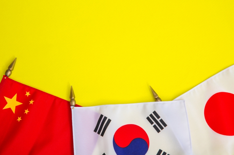 S. Korea, Japan, China finalizing date for Seoul summit: FM