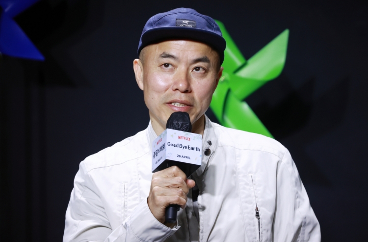 ‘Goodbye Earth’ director never doubted revealing the series despite Yoo’s drug scandal