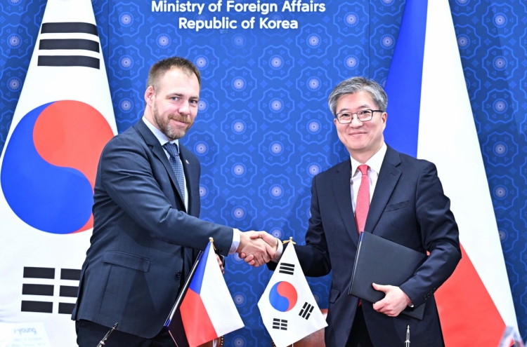S. Korea, Czech Republic discuss nuclear power cooperation at bilateral economic talks