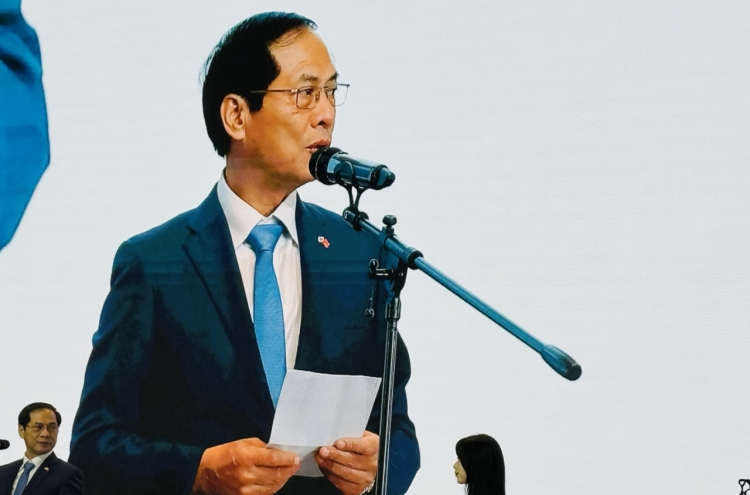 Vietnamese FM urges business community to grow with Vietnam-Korea ties