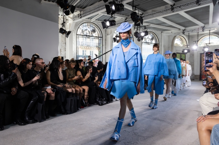 Songzio returns to womenswear at Paris Fashion Week