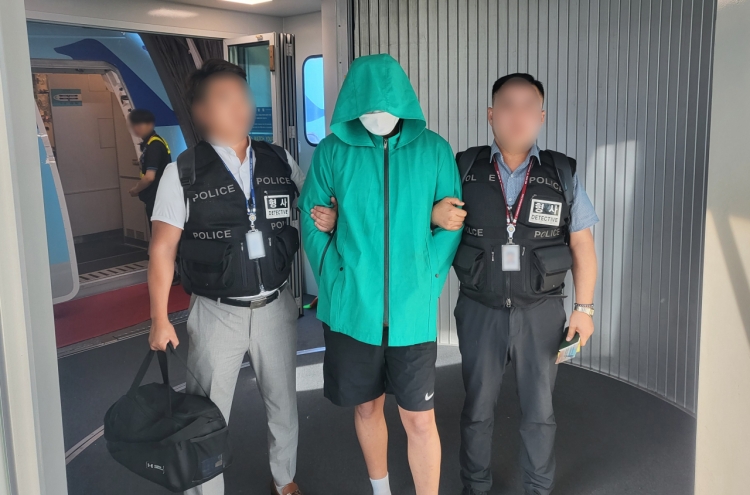 Suspect in murder of S. Korean tourist in Thailand extradited from Cambodia