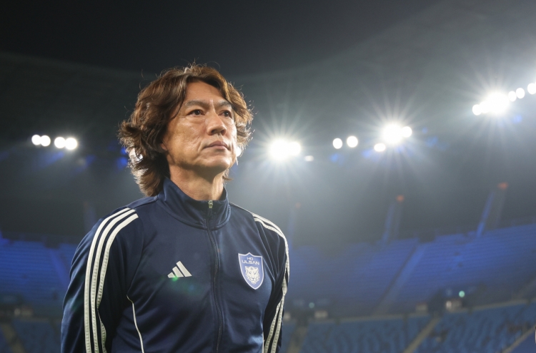 Football federation finalizes hiring of Hong Myung-bo as men's head coach