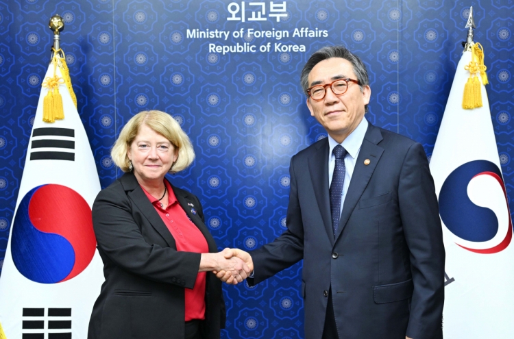 FM Cho expresses hope for cooperation between S. Korea's new space agency, NASA